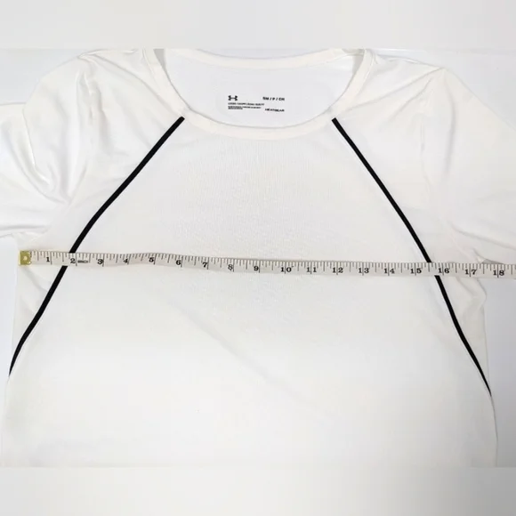 Under Armour UA Heatgear Women's Loose Fit Long Sleeve Shirt size S - Picture 9 of 11